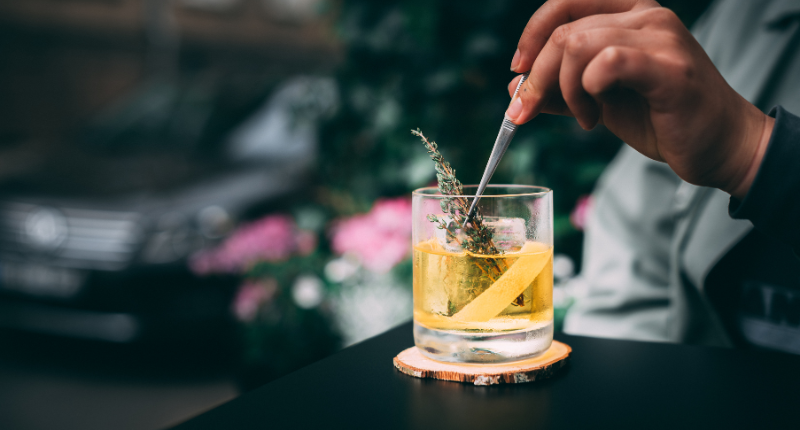 White Negroni: el cóctel que perdió su color