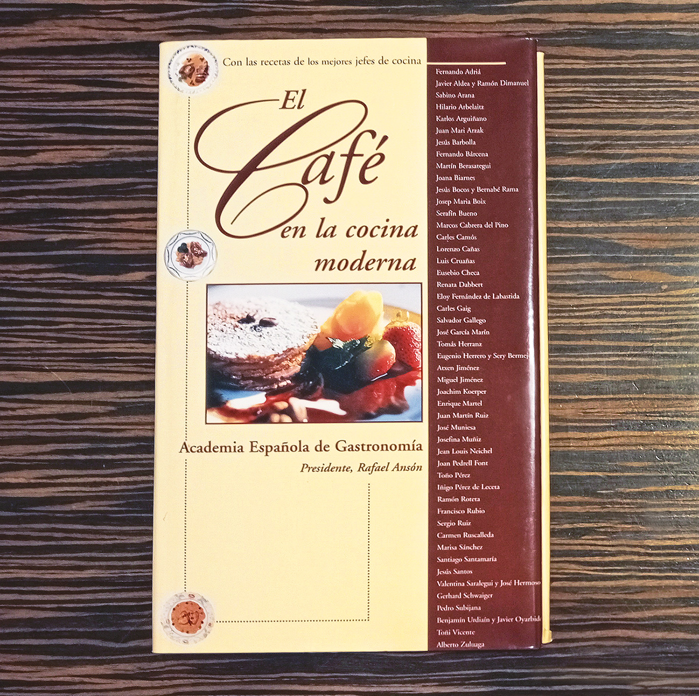 Portada del libro “El Café en la Cocina Moderna”. (Foto: Rafael Ansón)