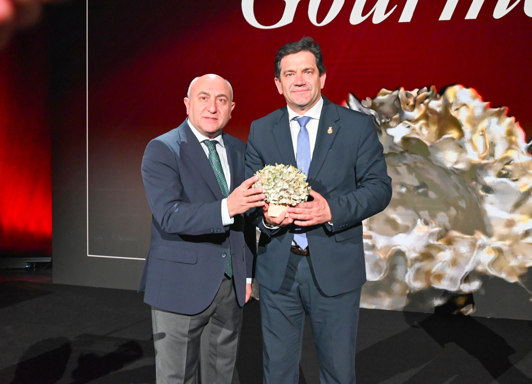 Director de Venari, Florencio Rodríguez y Miguel Ángel Valverde, presidente Diputación de Ciudad Real