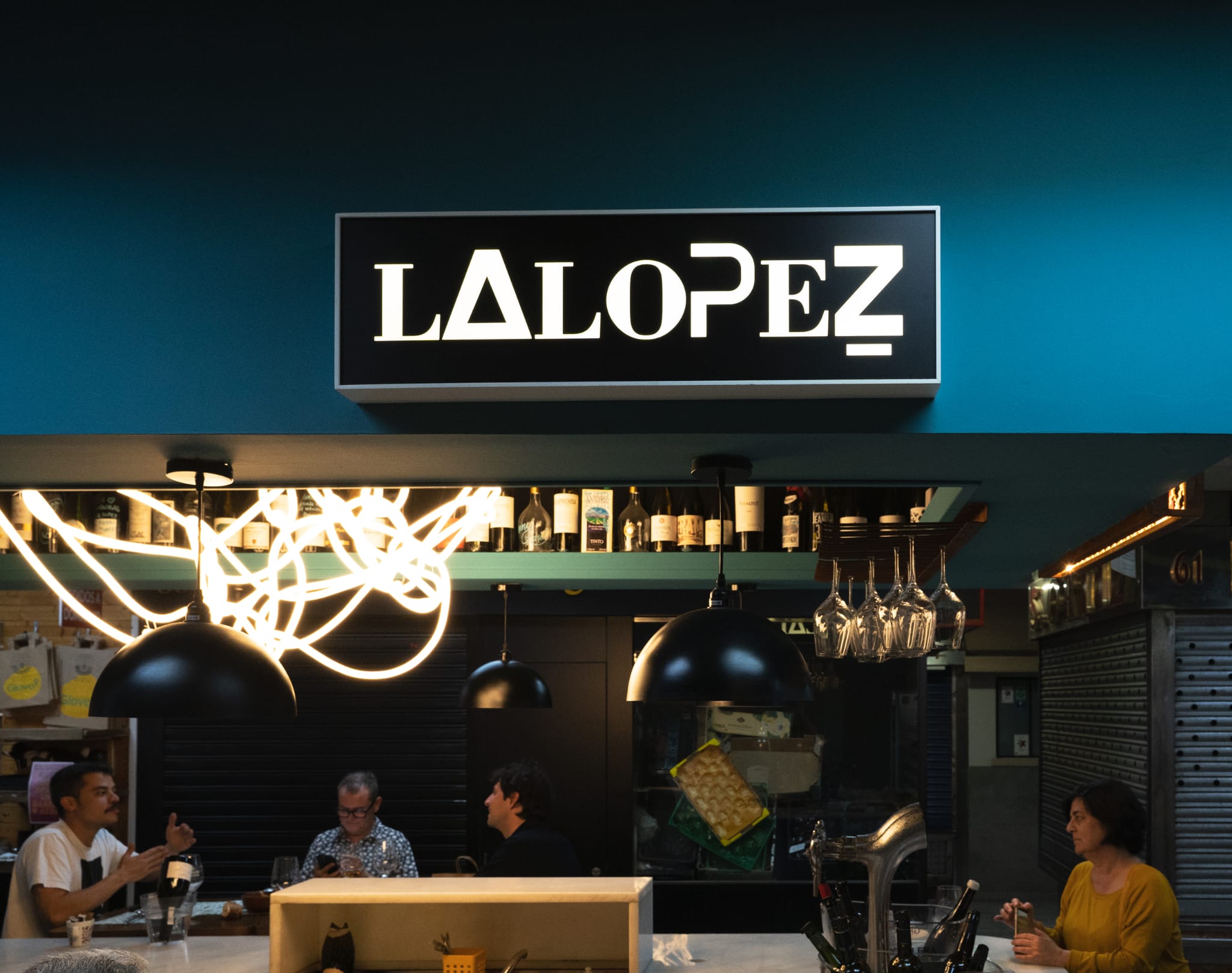 Lalópez Mercado de Antón Martín