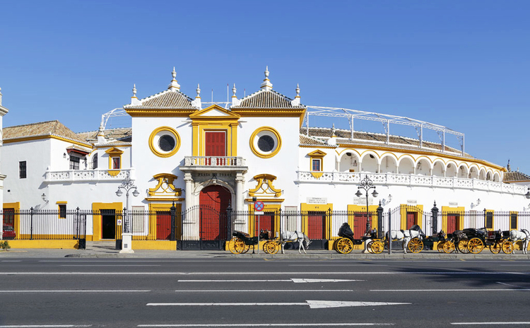 En la Maestranza de Sevilla se fundó la Academia Iberoamericana de Gastronomía.