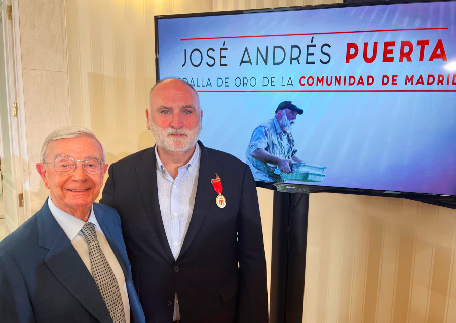 Rafael Ansón con José Andrés