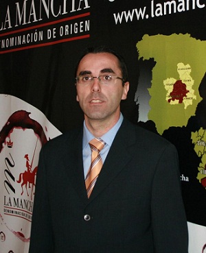 Entrevista con Lorenzo Serrano, nuevo gerente de la Interprofesión del Consejo Regulador de la Denominación de Origen La Mancha