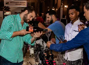 Fiesta Internacional del Vino-2019