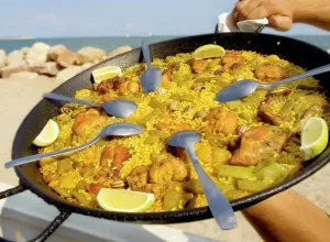 gastronomía valenciana-paella