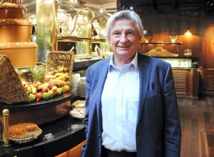 Les Grands Buffets-Louis Privat