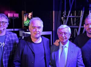 Rafael Ansón con Andoni Luis Aduriz, Ferran Adrià y Dabiz Muñoz en Madrid Fusión 2024. (Foto: Rafael Ansón)