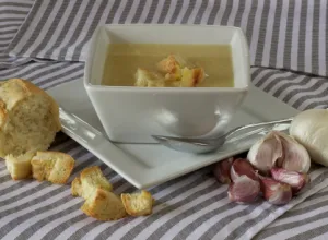 sopa ajo