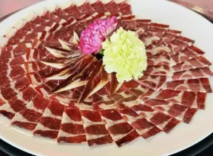 plato de jamón más grande del mundo en Huelva