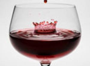 Componte del vino tinto evita reproducción de virus dentro de las células