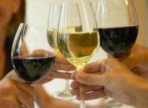 Nuevos retos en el sector de elaboración y venta especializada de vinos en España