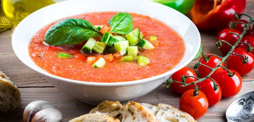 sopas-frias-gazpacho