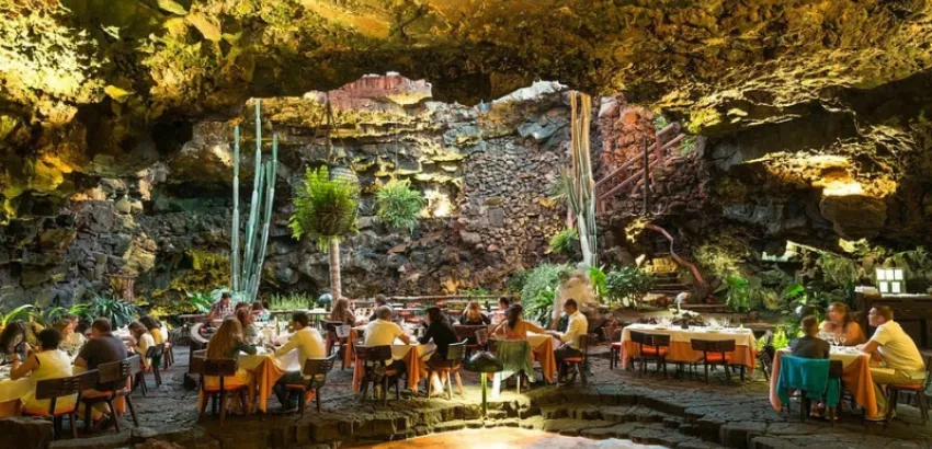 Restaurante en cuevas