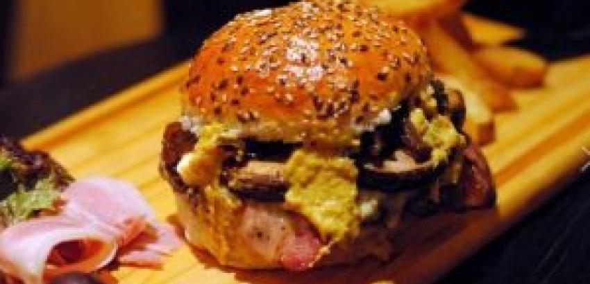  Los 5 secretos para hacer una hamburguesa gourmet en casa
