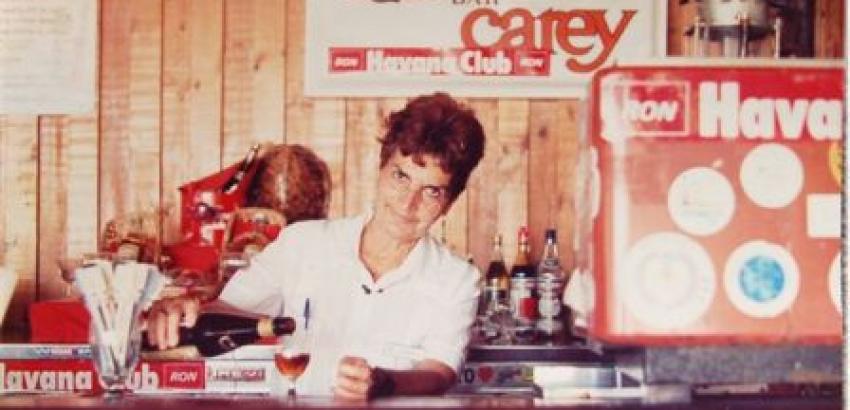 Homenaje a la primera mujer bartender de Cuba
