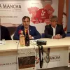 firma del tratado de colaboración entre la Denominación de Origen La Mancha y el Consejo Regulador del Tequila