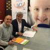 Emilio Moro se suma a la campaña de achuchones para la Fundación Aladina  